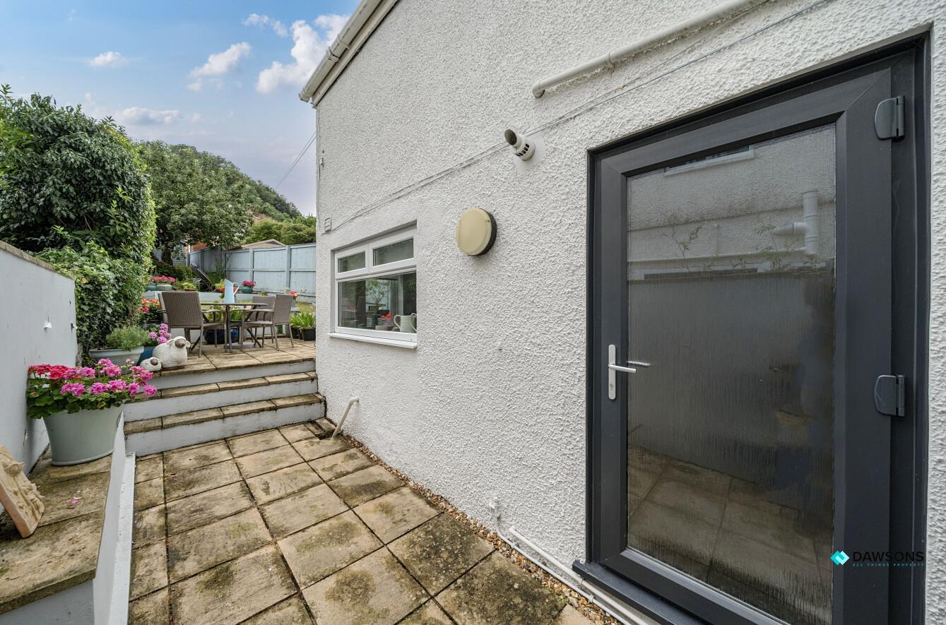 Mumbles Road, Mumbles, Swansea, SA3 4DL